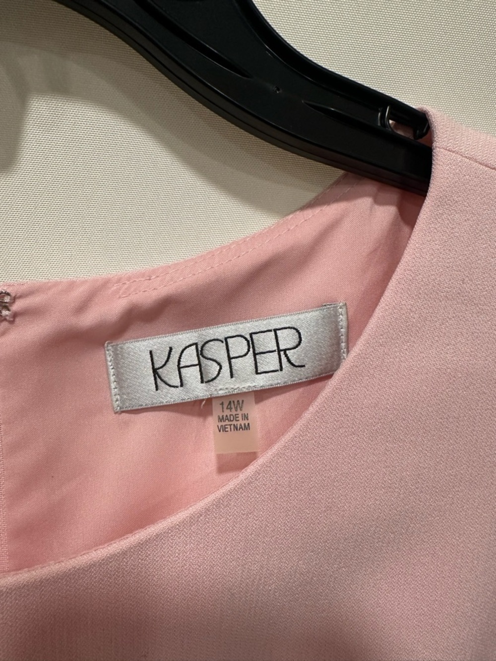 Kasper Sleeveless Blush Midi Sheath Dress - Picture 2 of 3